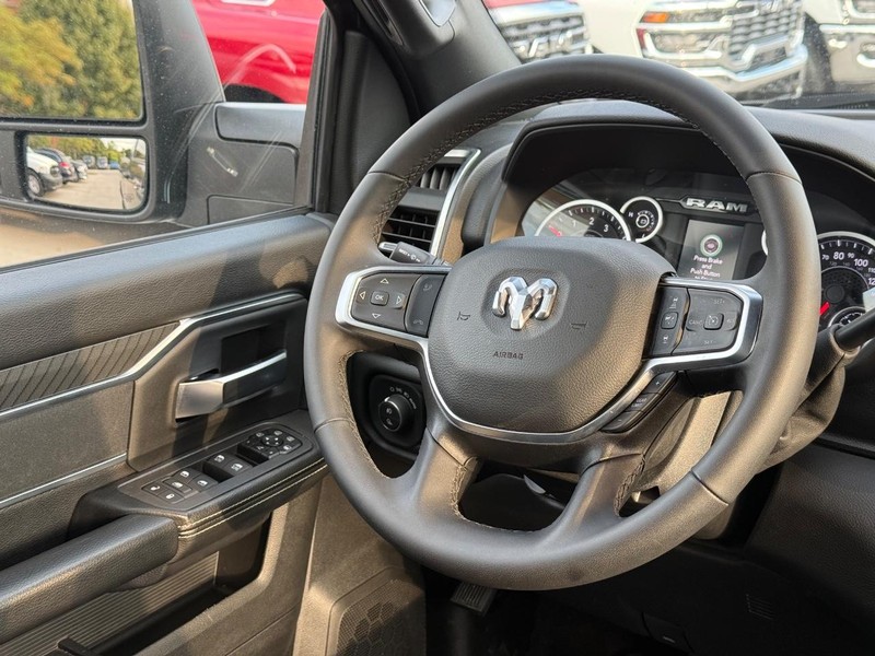 Ram 2500 Vehicle Image 12