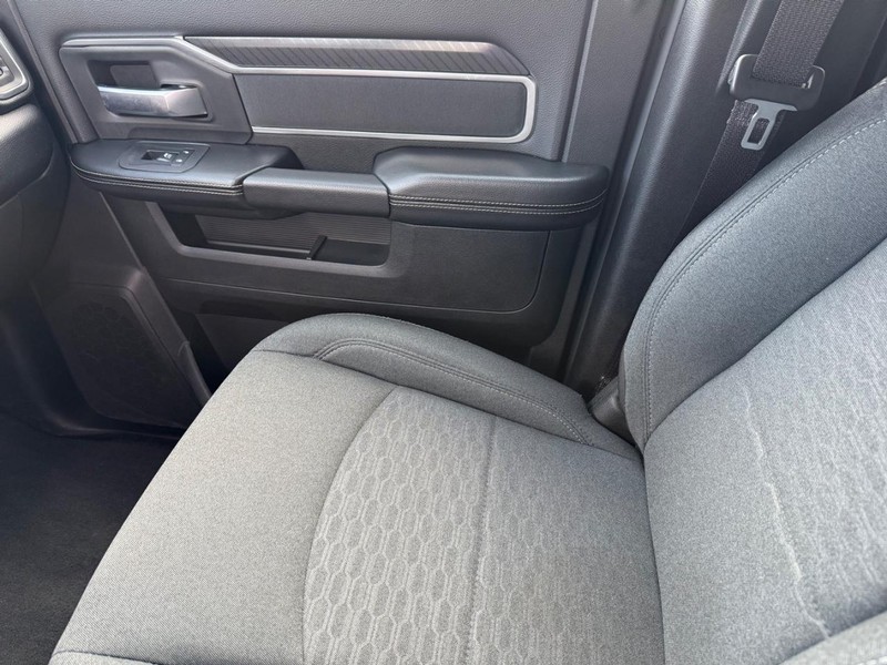 Ram 2500 Vehicle Image 19