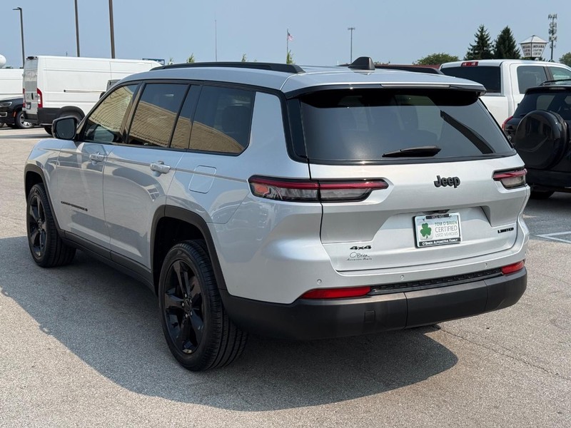 Jeep Grand Cherokee L Vehicle Image 05