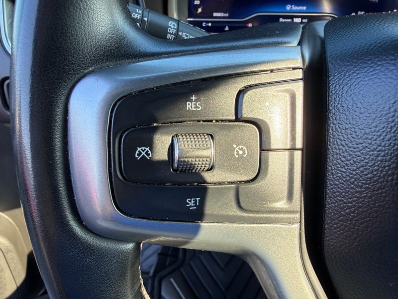 Chevrolet Tahoe Vehicle Image 15