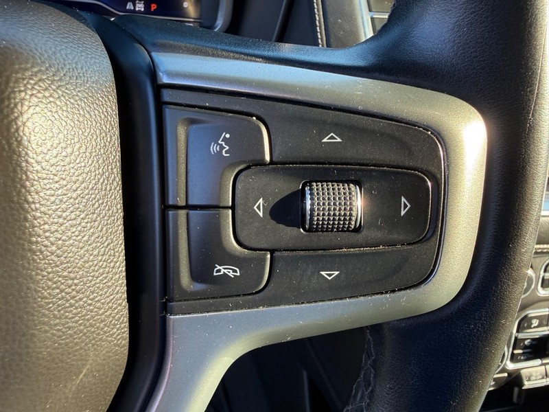 Chevrolet Tahoe Vehicle Image 16