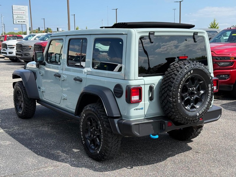 Jeep Wrangler 4xe Vehicle Image 05