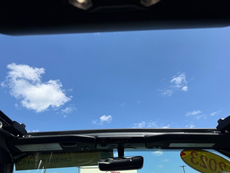 Jeep Wrangler 4xe Vehicle Image 11