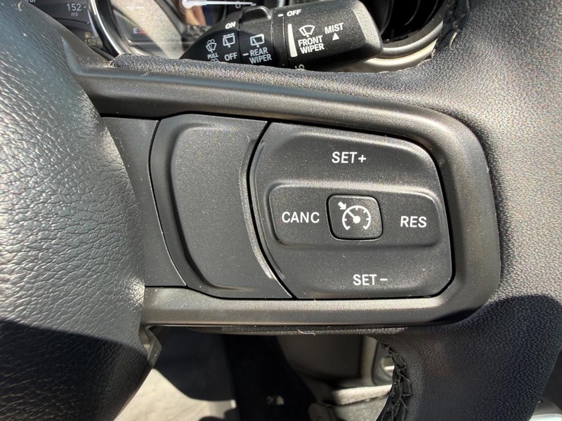 Jeep Wrangler 4xe Vehicle Image 15
