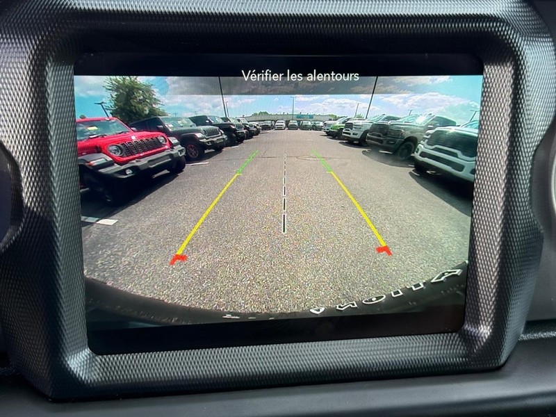 Jeep Wrangler 4xe Vehicle Image 19