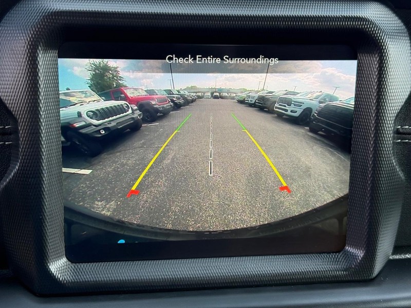 Jeep Wrangler 4xe Vehicle Image 18