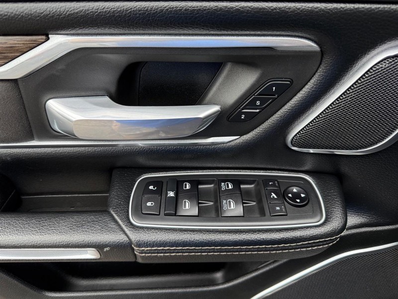 Ram 1500 Vehicle Image 26