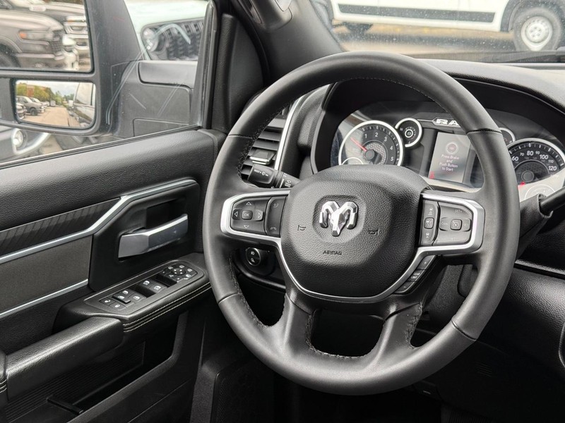 Ram 2500 Vehicle Image 12
