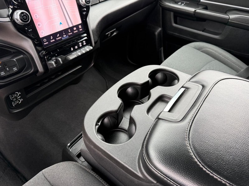 Ram 2500 Vehicle Image 19