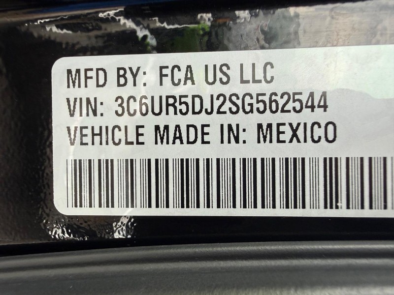 Ram 2500 Vehicle Image 25