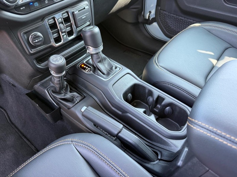 Jeep Wrangler 4xe Vehicle Image 20