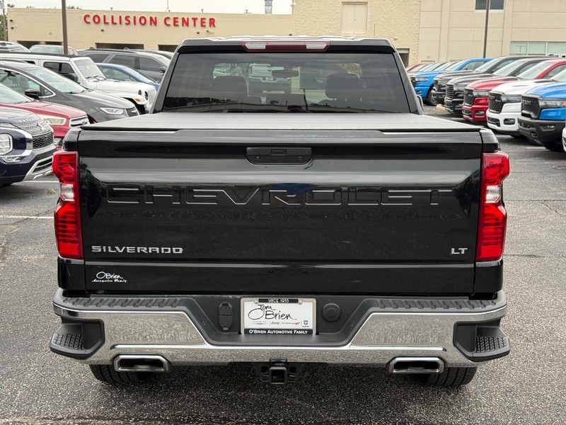 Chevrolet Silverado 1500 Vehicle Full-screen Gallery Image 04