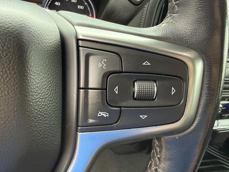 Chevrolet Silverado 1500 Vehicle Full-screen Gallery Image 14