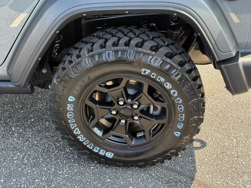 Jeep Wrangler 4xe Vehicle Image 06