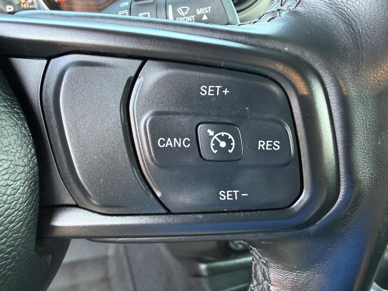 Jeep Wrangler 4xe Vehicle Image 15