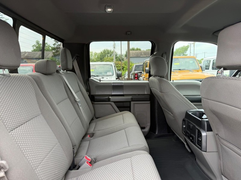 Ford F-150 Vehicle Image 10