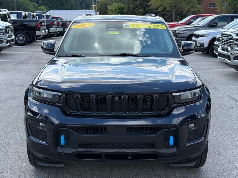Jeep Grand Cherokee 4xe Vehicle Image 10