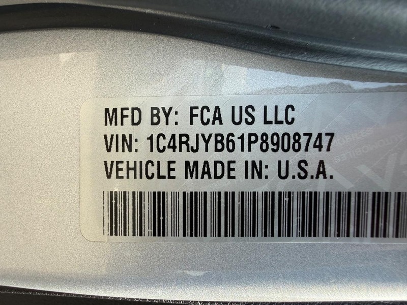 Jeep Grand Cherokee 4xe Vehicle Image 29