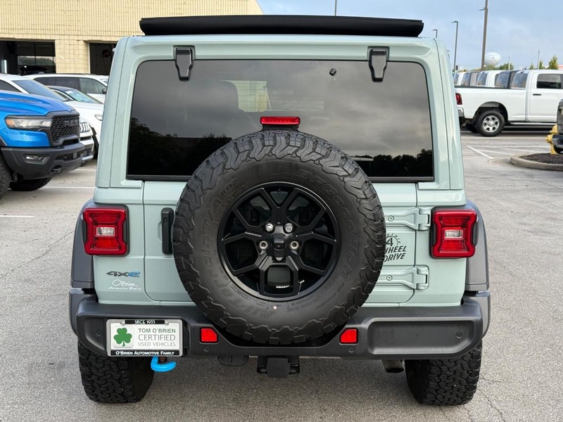 Jeep Wrangler 4xe Vehicle Image 04