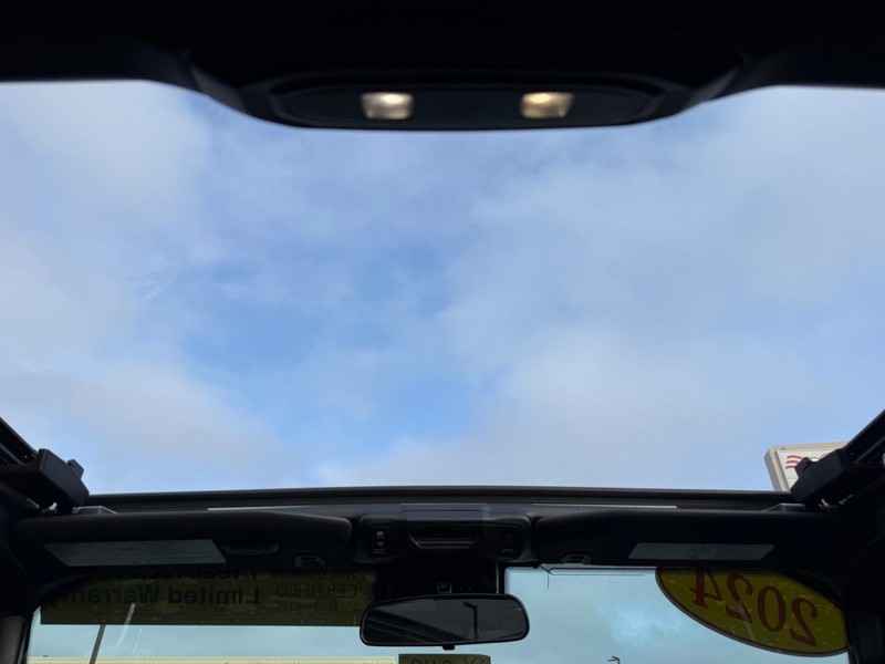 Jeep Wrangler 4xe Vehicle Image 13