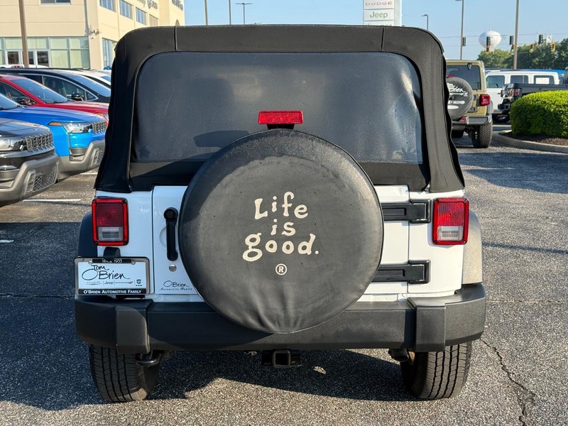 Jeep Wrangler JK Unlimited Vehicle Image 04