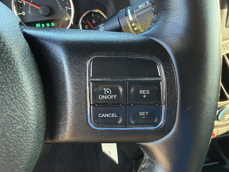 Jeep Wrangler JK Unlimited Vehicle Image 14
