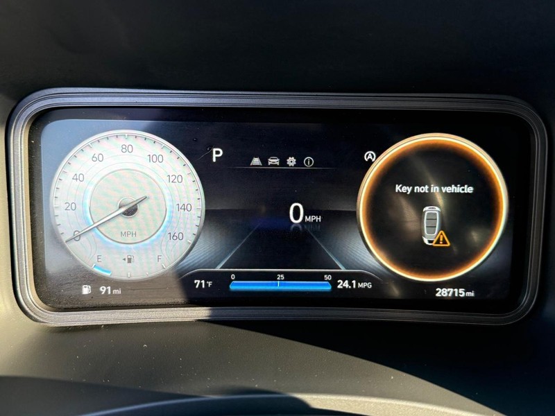 Hyundai Kona Vehicle Image 22