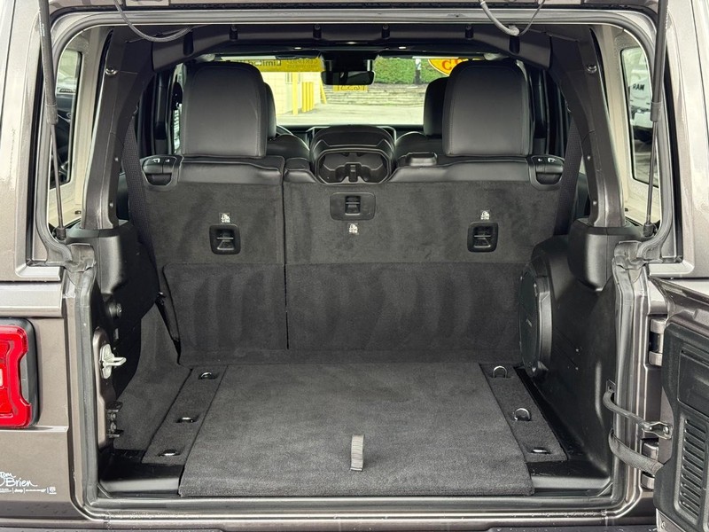Jeep Wrangler Vehicle Image 07