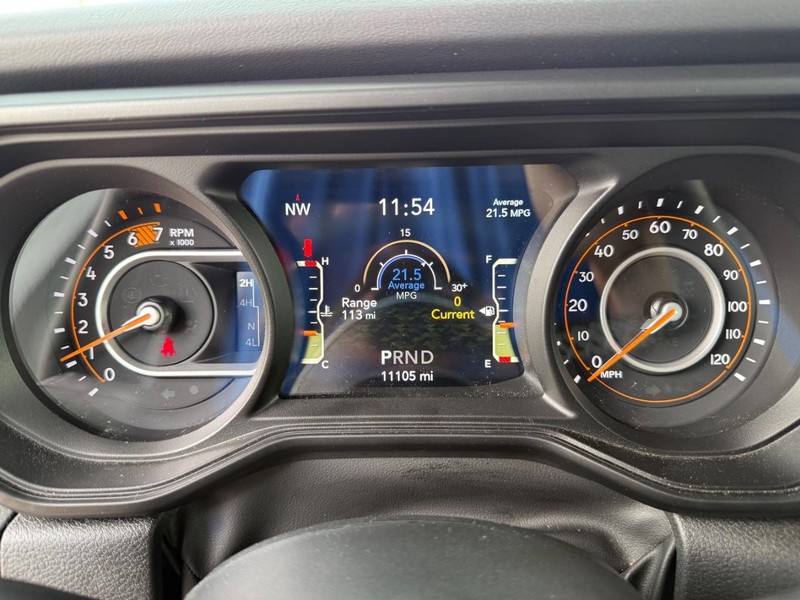 Jeep Wrangler Vehicle Image 22
