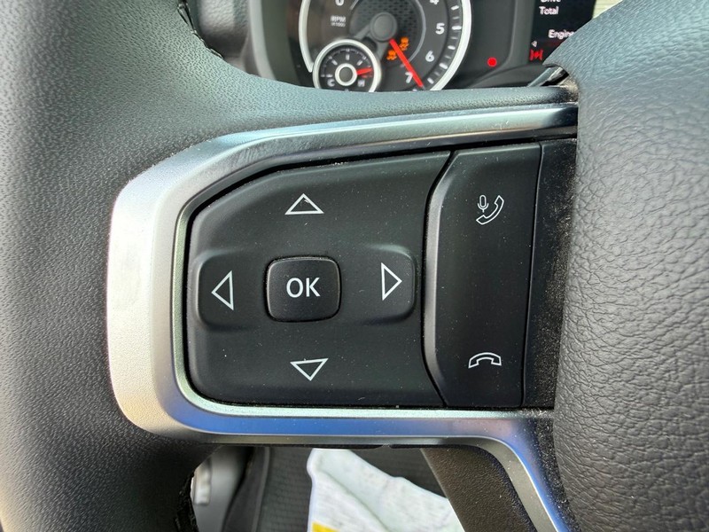 Ram 2500 Vehicle Image 13