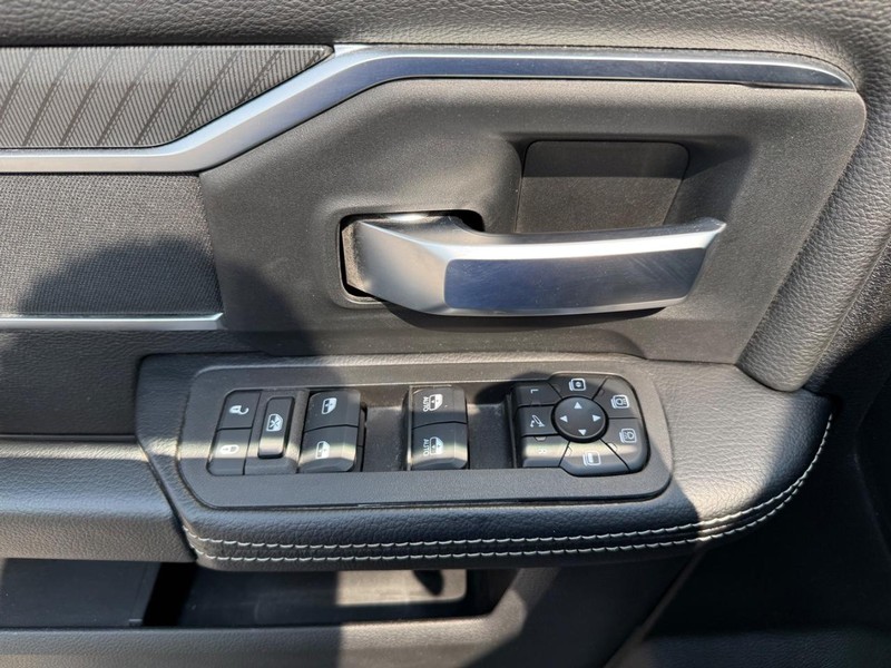 Ram 2500 Vehicle Image 23
