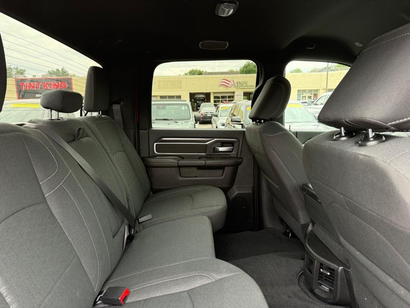 Ram 2500 Vehicle Image 10