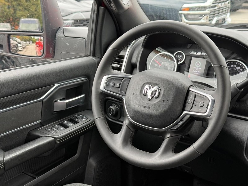 Ram 2500 Vehicle Image 12