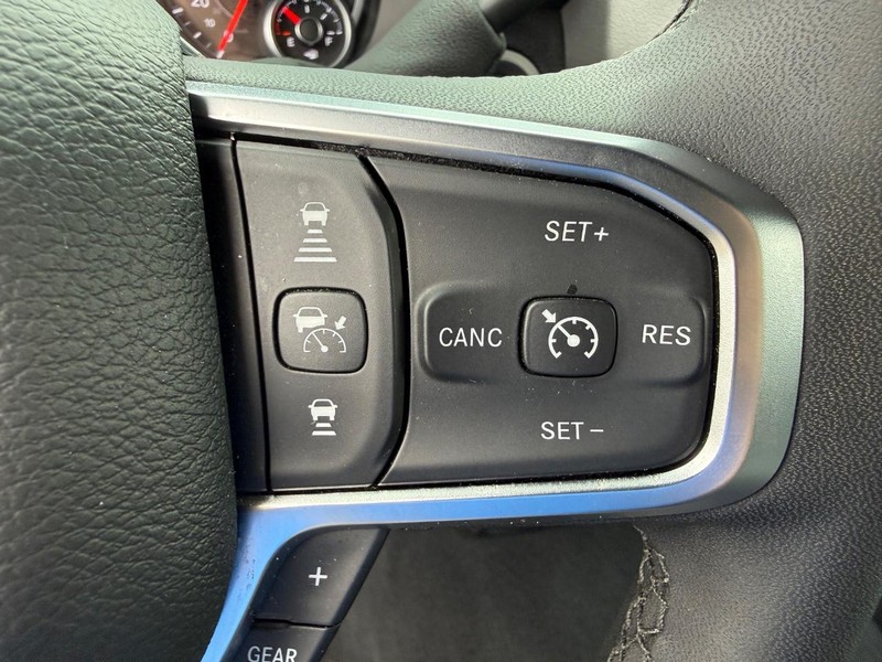 Ram 2500 Vehicle Image 14