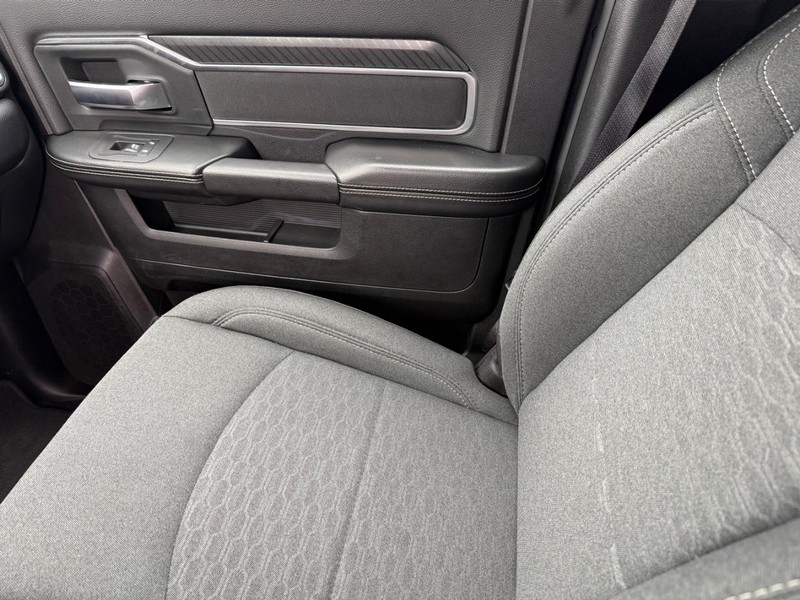 Ram 2500 Vehicle Image 20