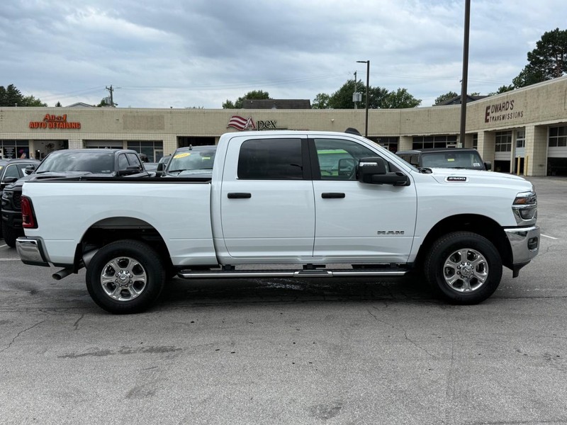 Ram 2500 Vehicle Image 02