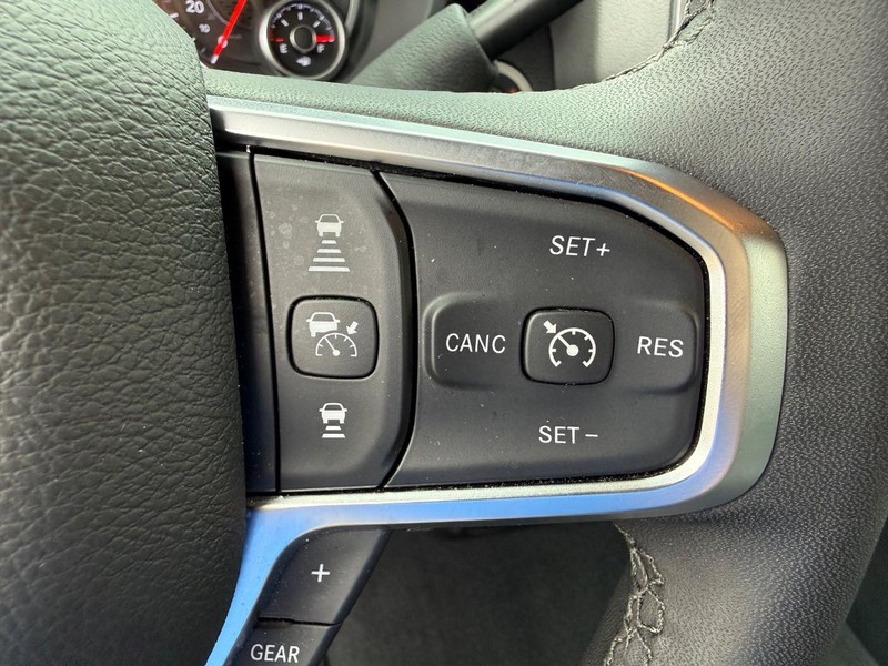 Ram 2500 Vehicle Image 14