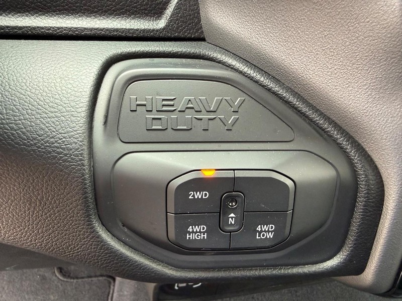 Ram 2500 Vehicle Image 16