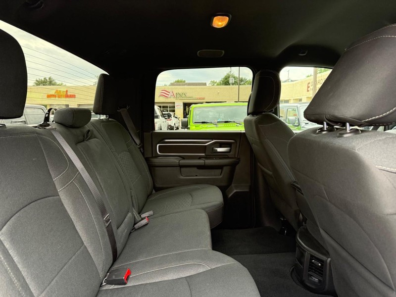Ram 2500 Vehicle Image 10
