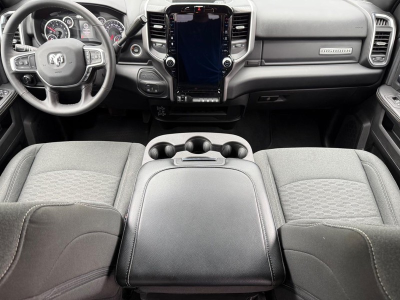 Ram 2500 Vehicle Image 11