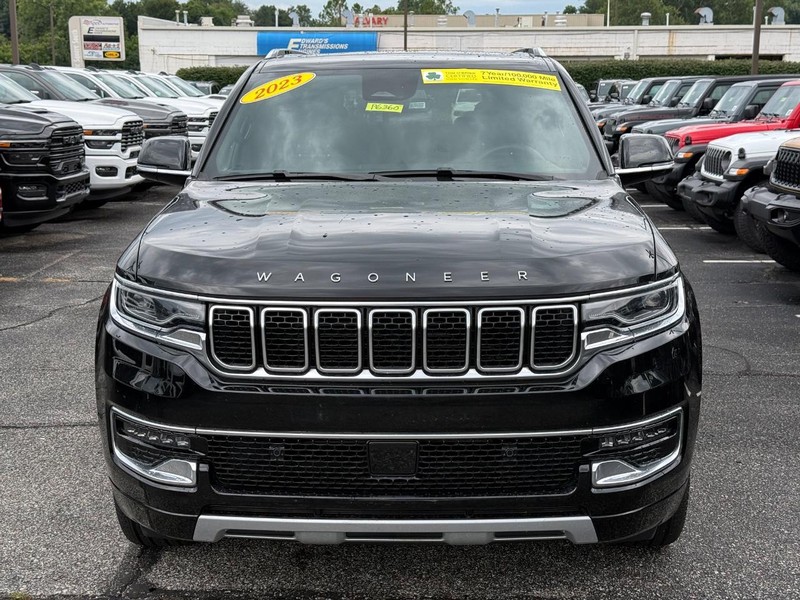 Jeep Wagoneer L Vehicle Image 10