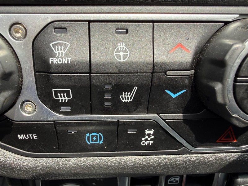 Jeep Wrangler 4xe Vehicle Image 17