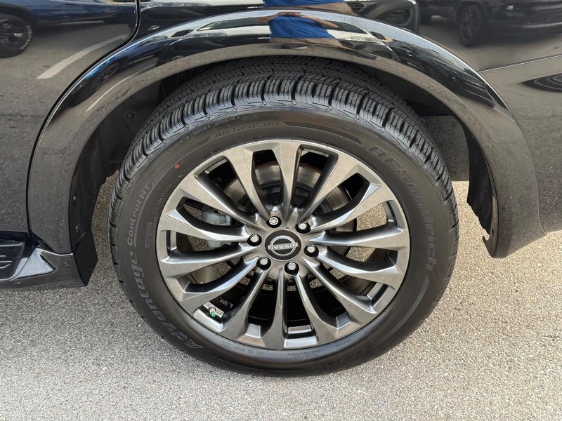 Nissan Armada Vehicle Image 06