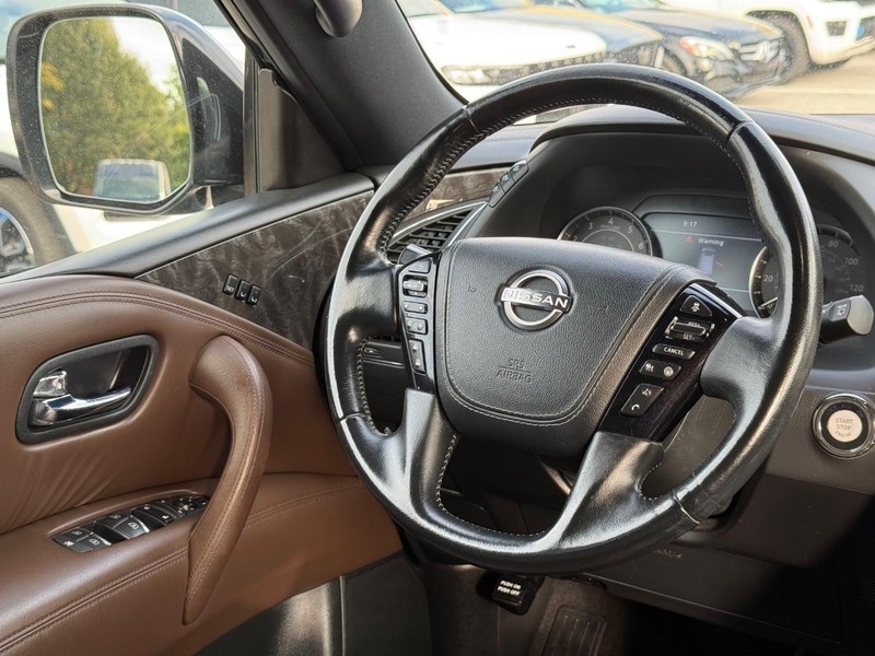 Nissan Armada Vehicle Image 15