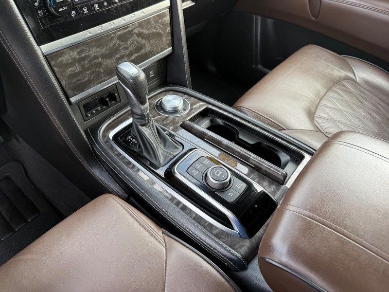 Nissan Armada Vehicle Image 23