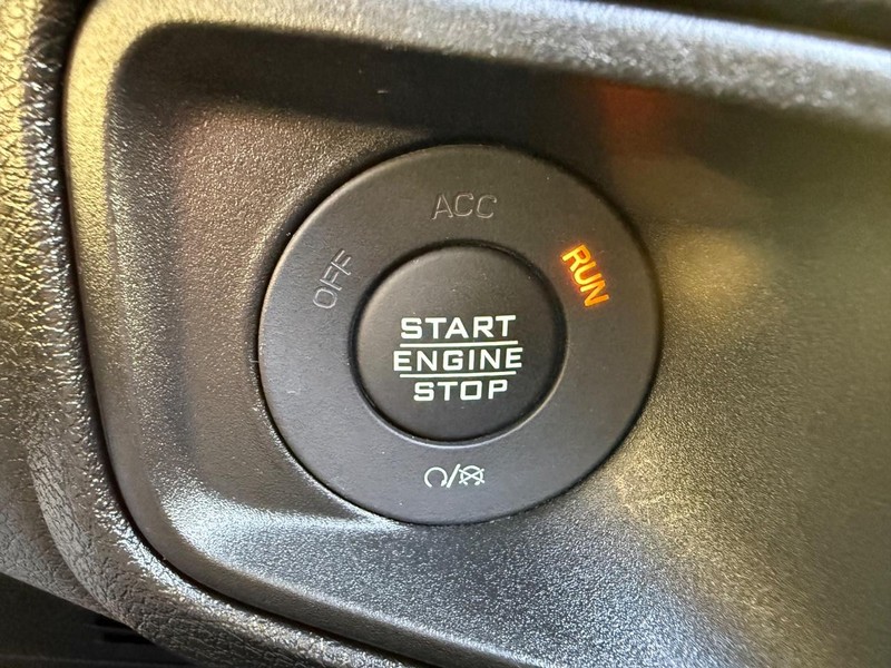 Jeep Wrangler 4xe Vehicle Image 16