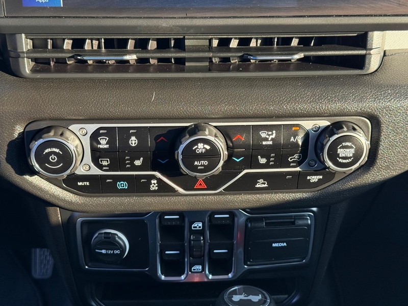 Jeep Wrangler 4xe Vehicle Image 20