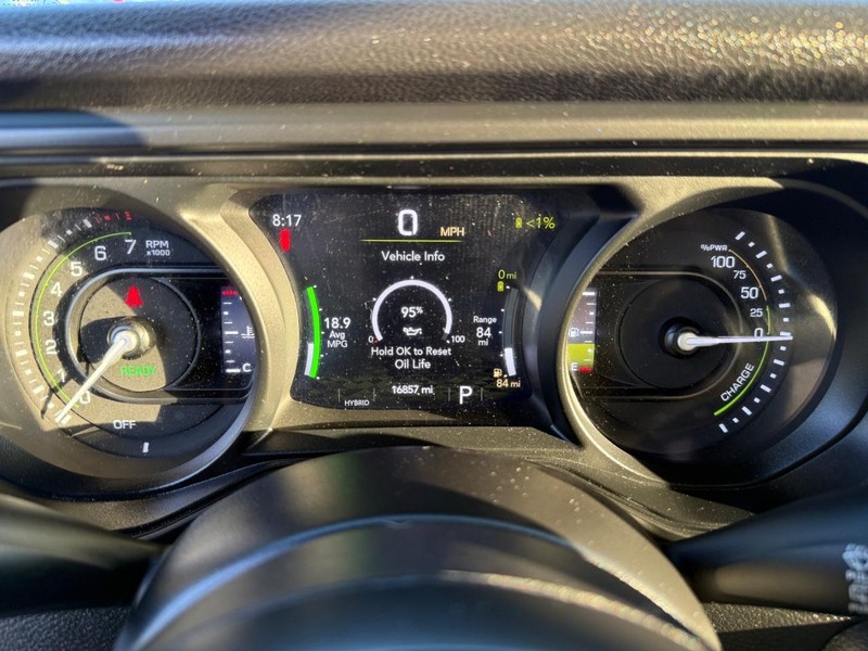Jeep Wrangler 4xe Vehicle Image 24