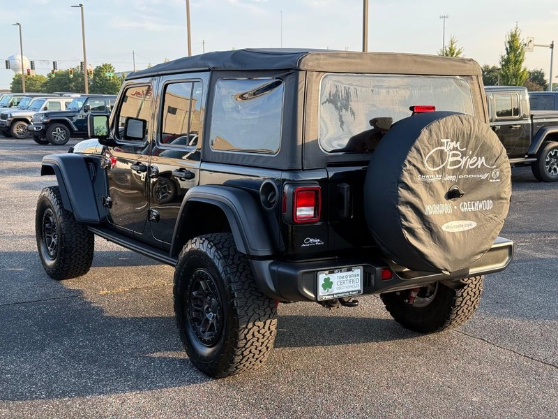 Jeep Wrangler Vehicle Image 05