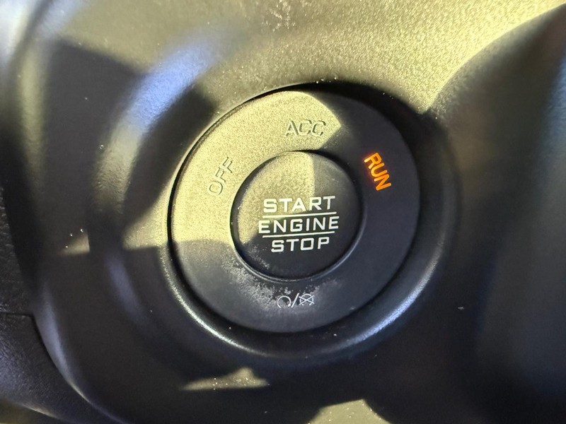 Jeep Wrangler Vehicle Image 15